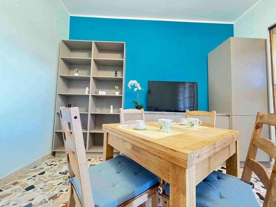 Appartamento A Pochi Passi Dalla Stazione Comodo A Coppie E Famiglie, Casa Ferrucci โกลเลญโญ ภายนอก รูปภาพ